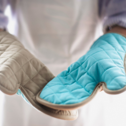 Oven mitts